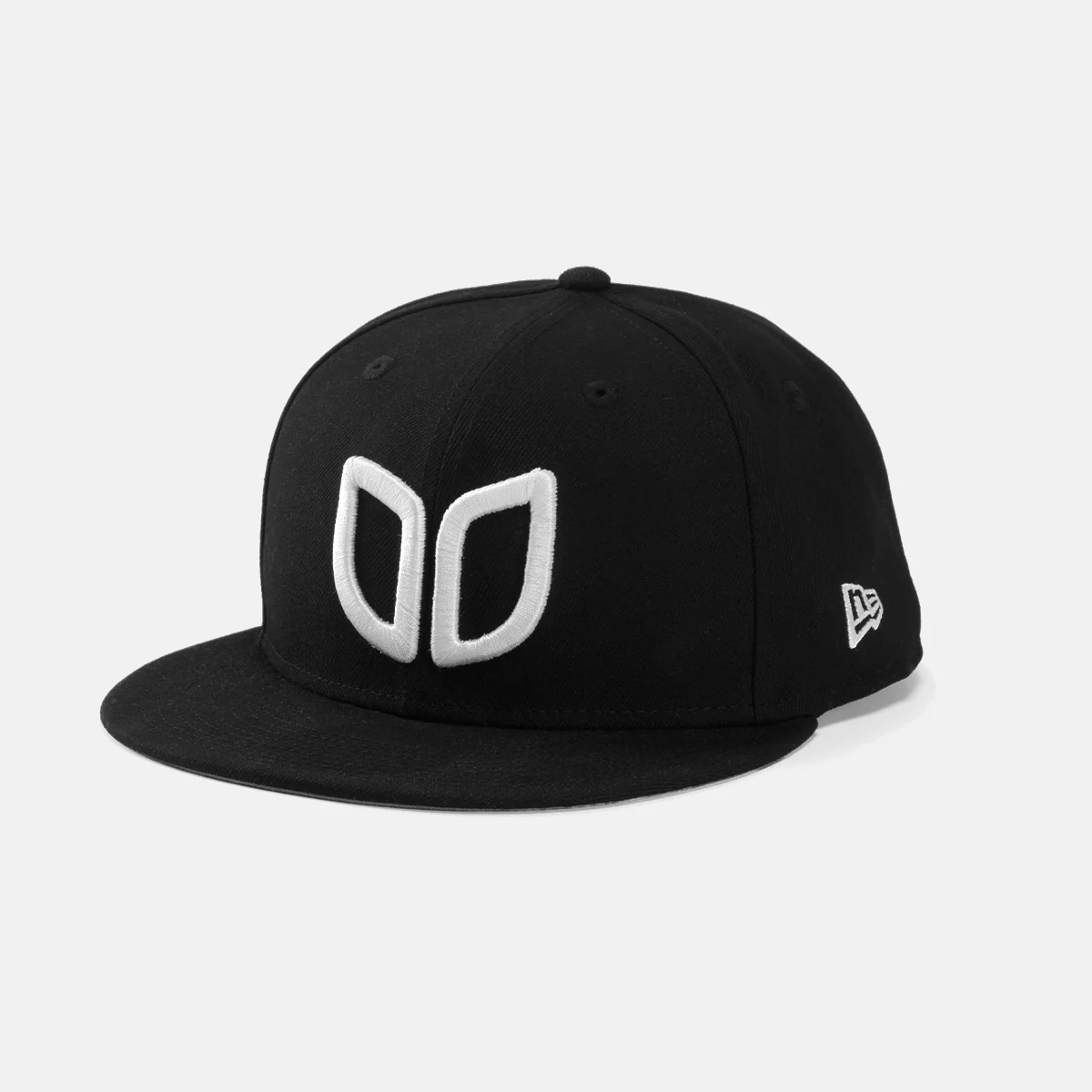 1669-new-era-fitted-cap-black-1.webp New Era Fitted Cap - Black