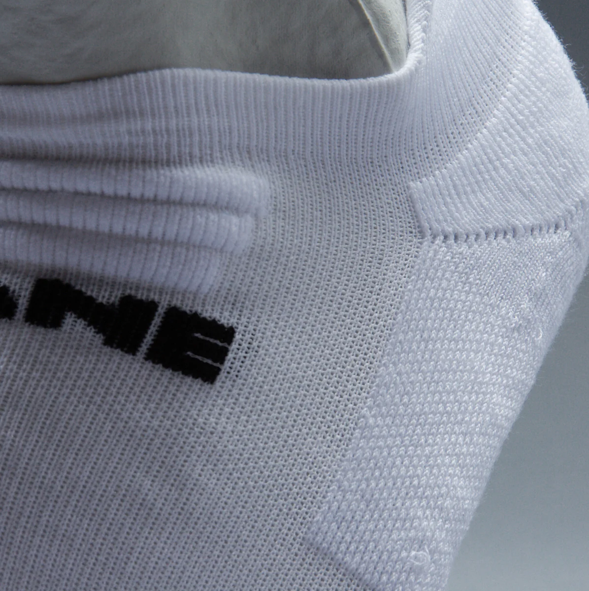 1721-structured-ankle-ii-socks-white-4.webp Structured Ankle II Socks - White