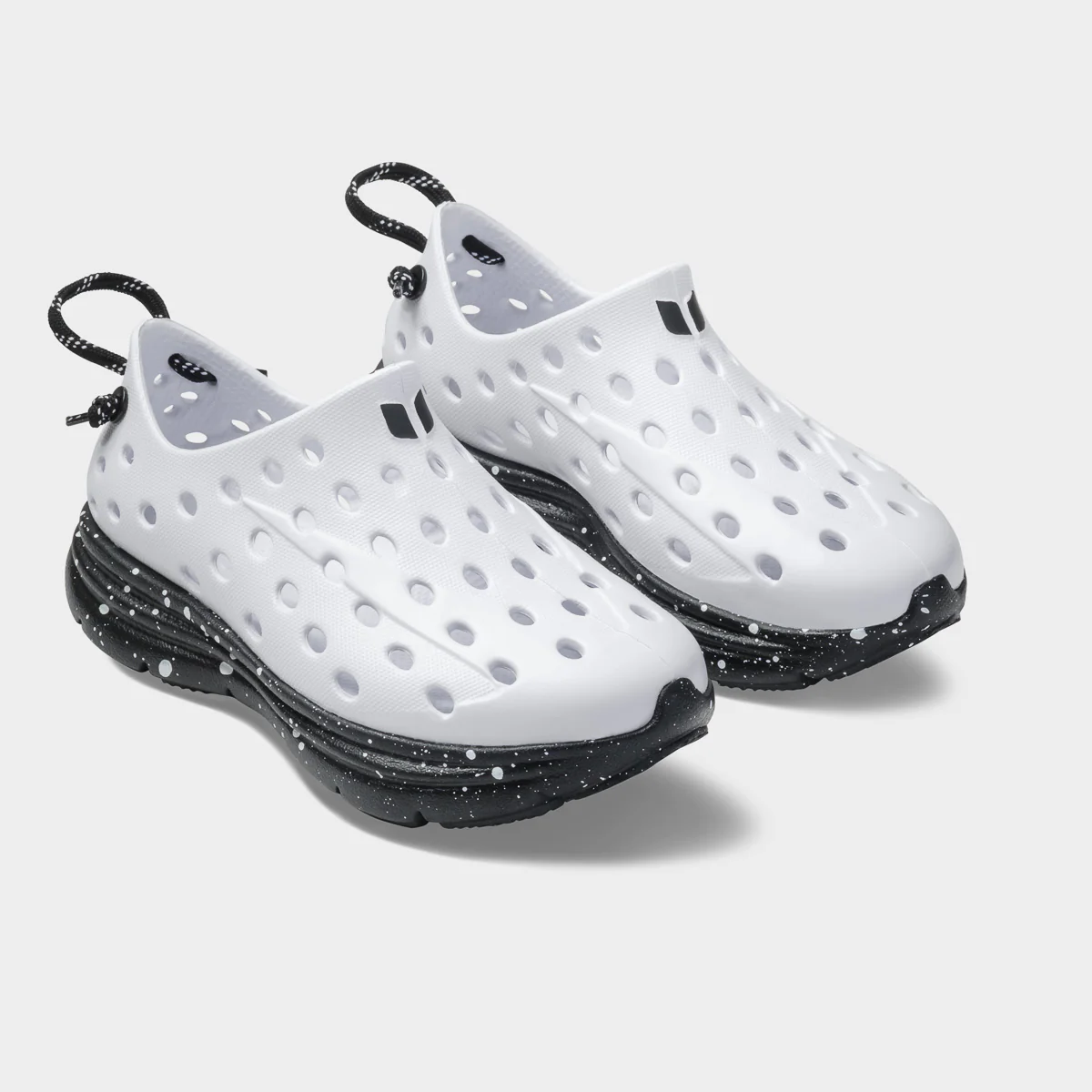 1751-revive-kids-white-black-speckle-2.webp Revive Kids - White / Black Speckle