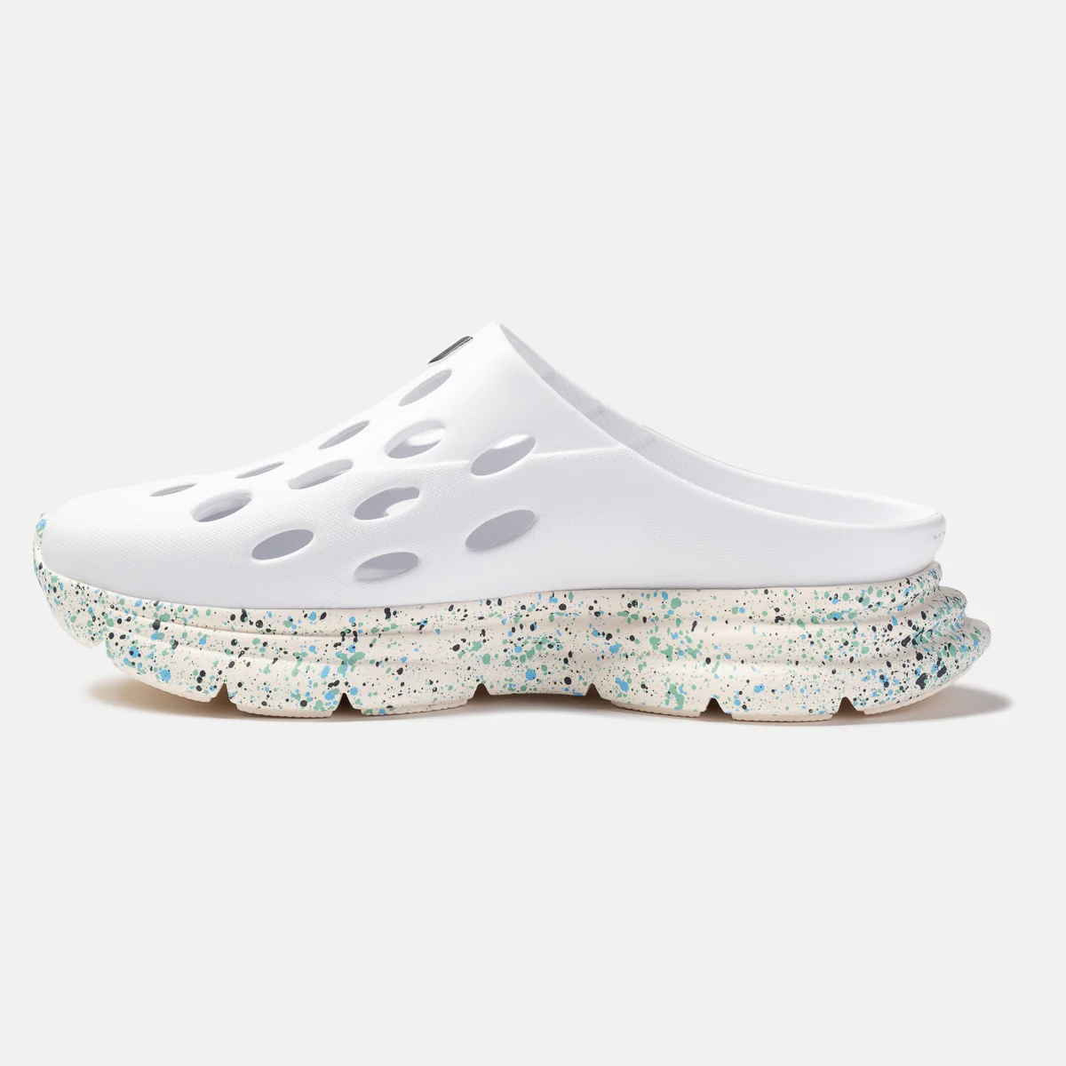 664-revive-ob-white-antique-white-speckle-3.webp Revive OB - White / Antique White Speckle