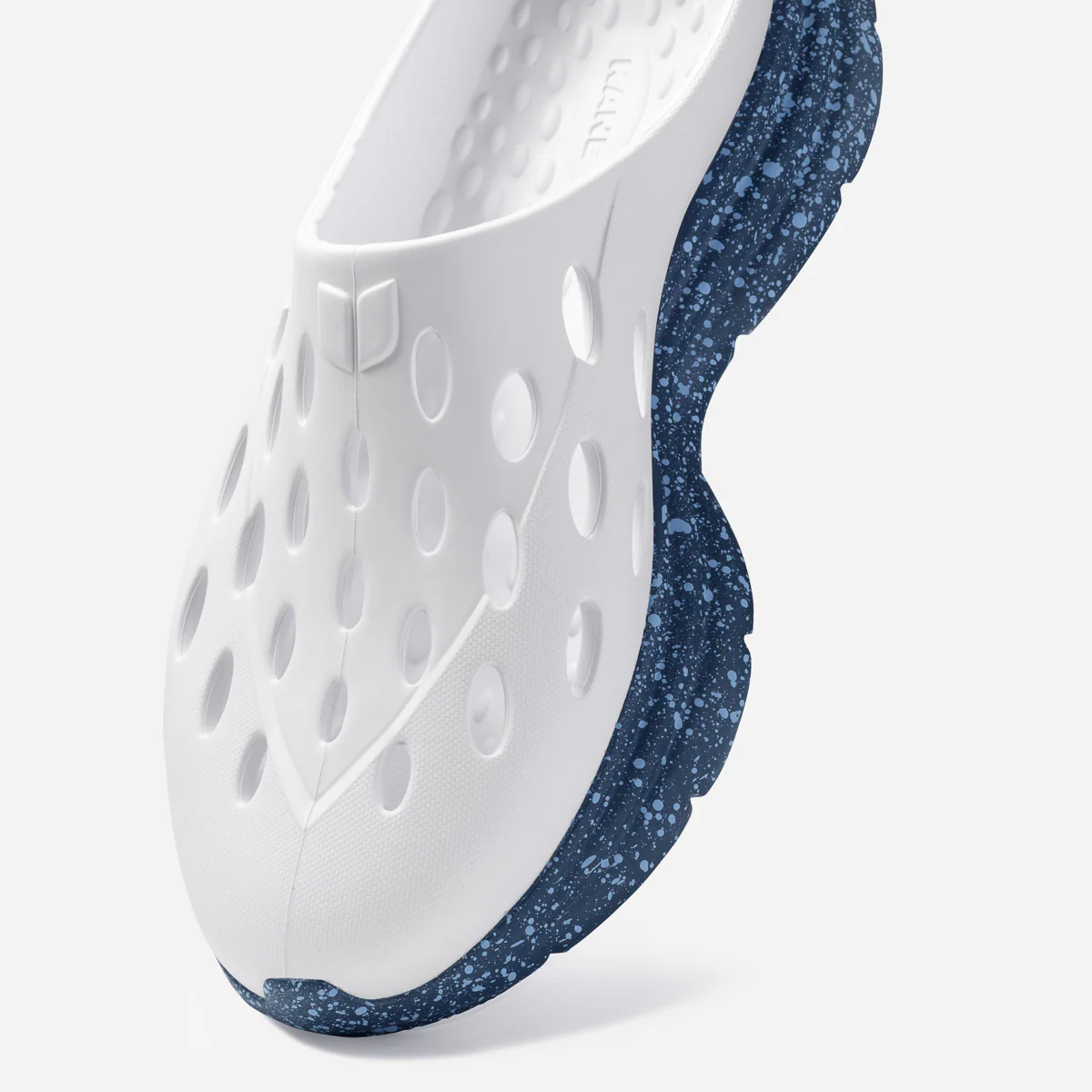 714-revive-ob-white-indigo-speckle-4.webp Revive OB - White / Indigo Speckle