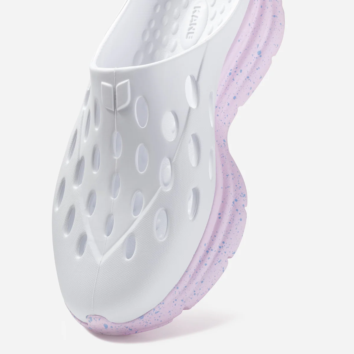 730-revive-ob-white-bubblegum-speckle-4.webp Revive OB - White / Bubblegum Speckle